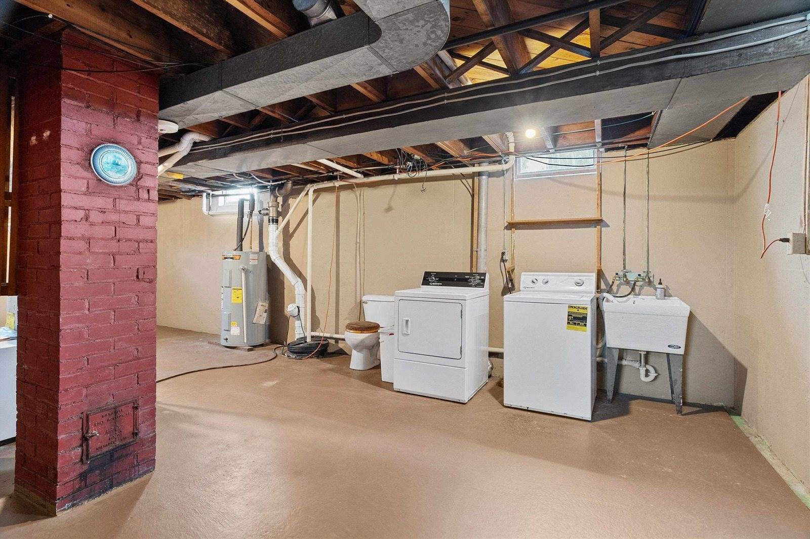 406 N Spruce Avenue, Marshfield, WI 54449