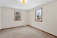 406 N Spruce Avenue, Marshfield, WI 54449