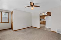 406 N Spruce Avenue, Marshfield, WI 54449