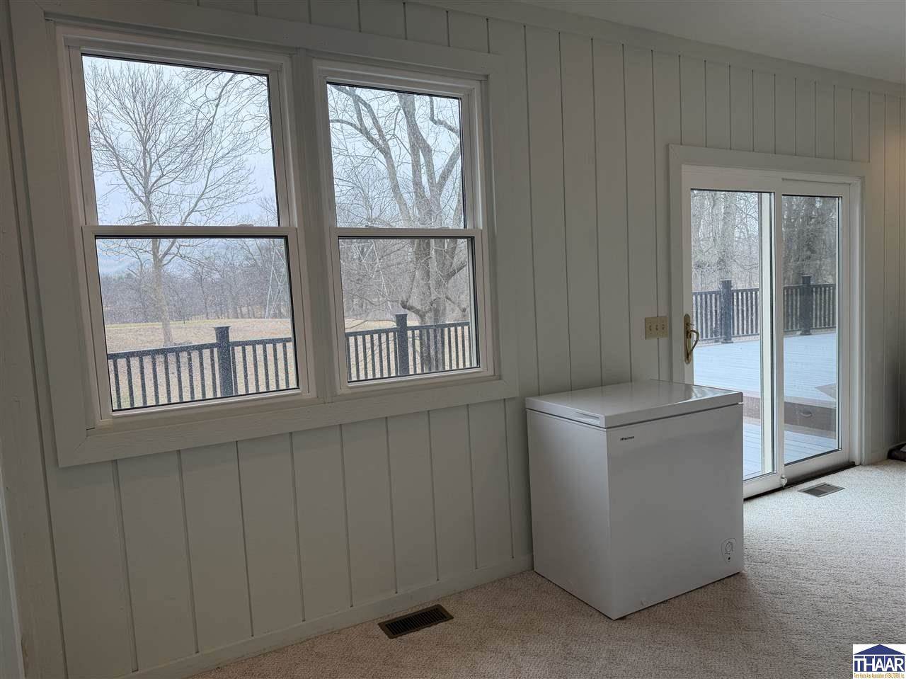 8600 North Lakewood, West Terre Haute, IN 47885