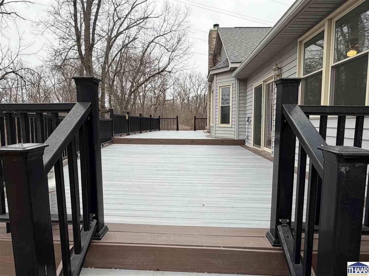 8600 North Lakewood, West Terre Haute, IN 47885