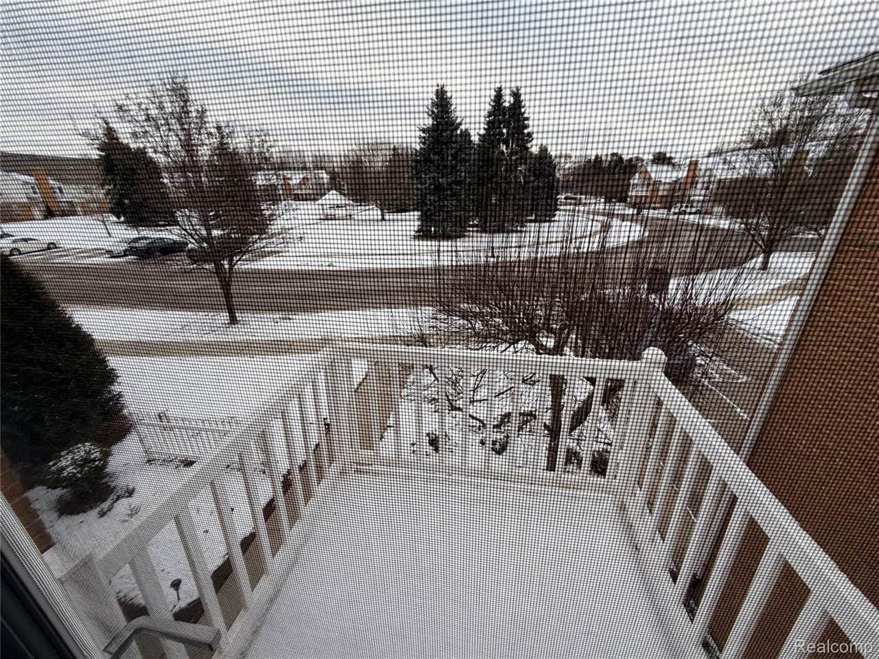 714 Olde English Circle, HowellTownship_Livingston, MI 48855