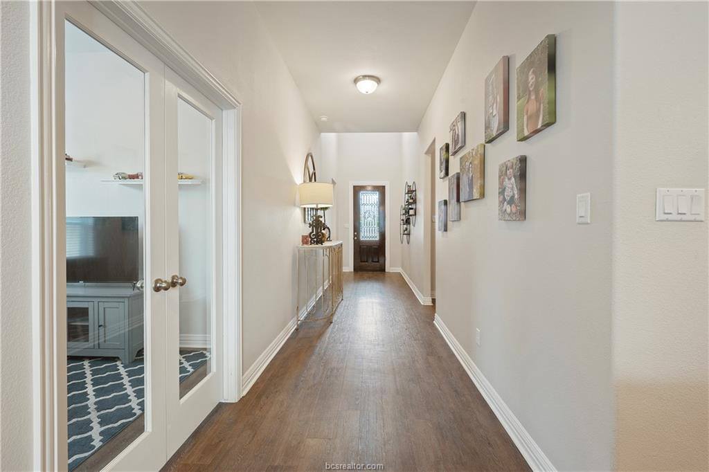 6334 Eldora Drive, College Station, TX 77845