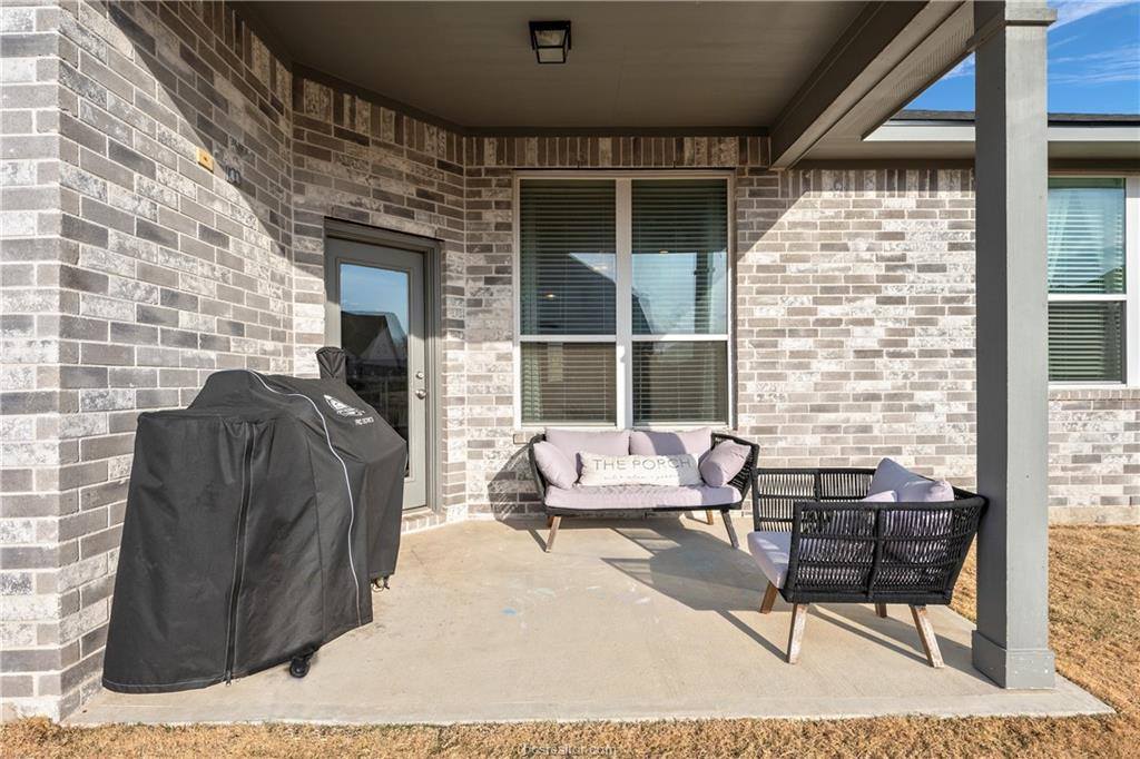6334 Eldora Drive, College Station, TX 77845
