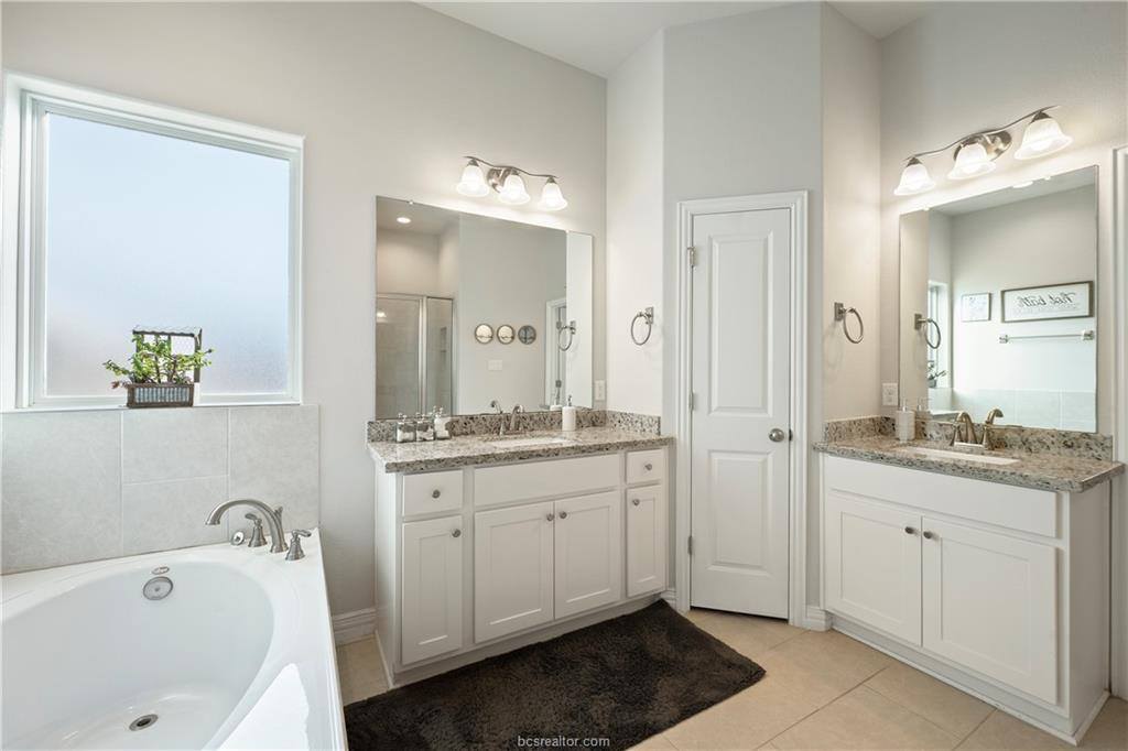 6334 Eldora Drive, College Station, TX 77845