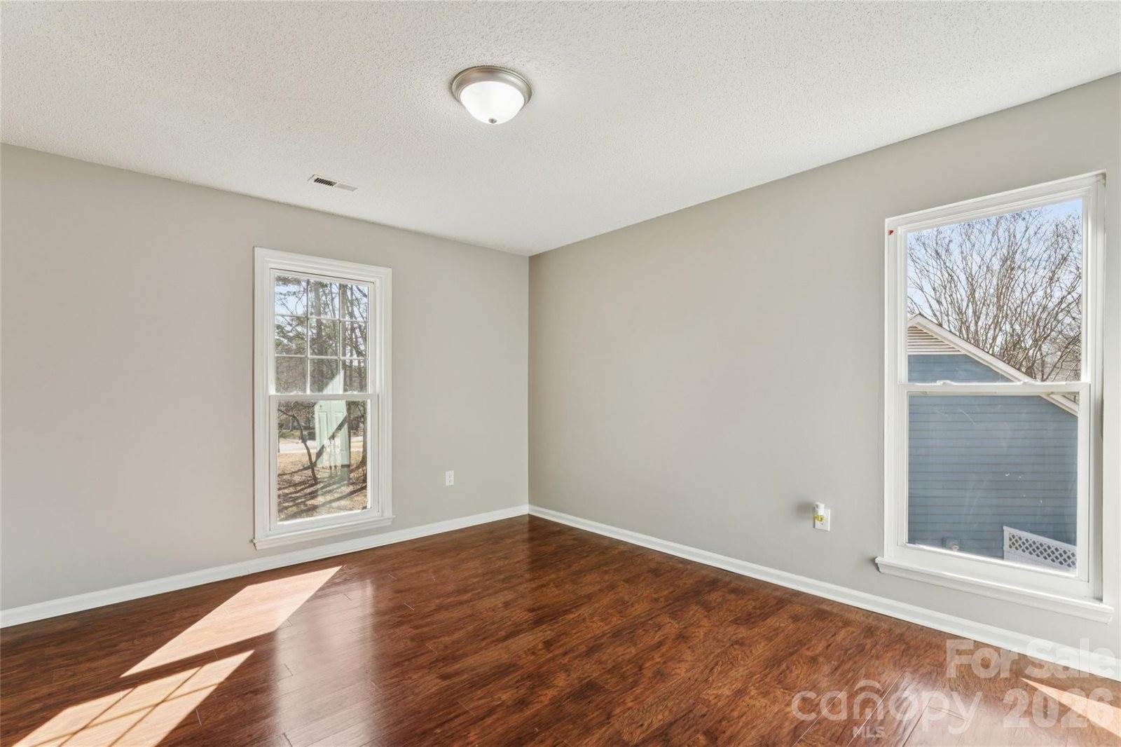 9927 Alden Glen Drive, Charlotte, NC 28269