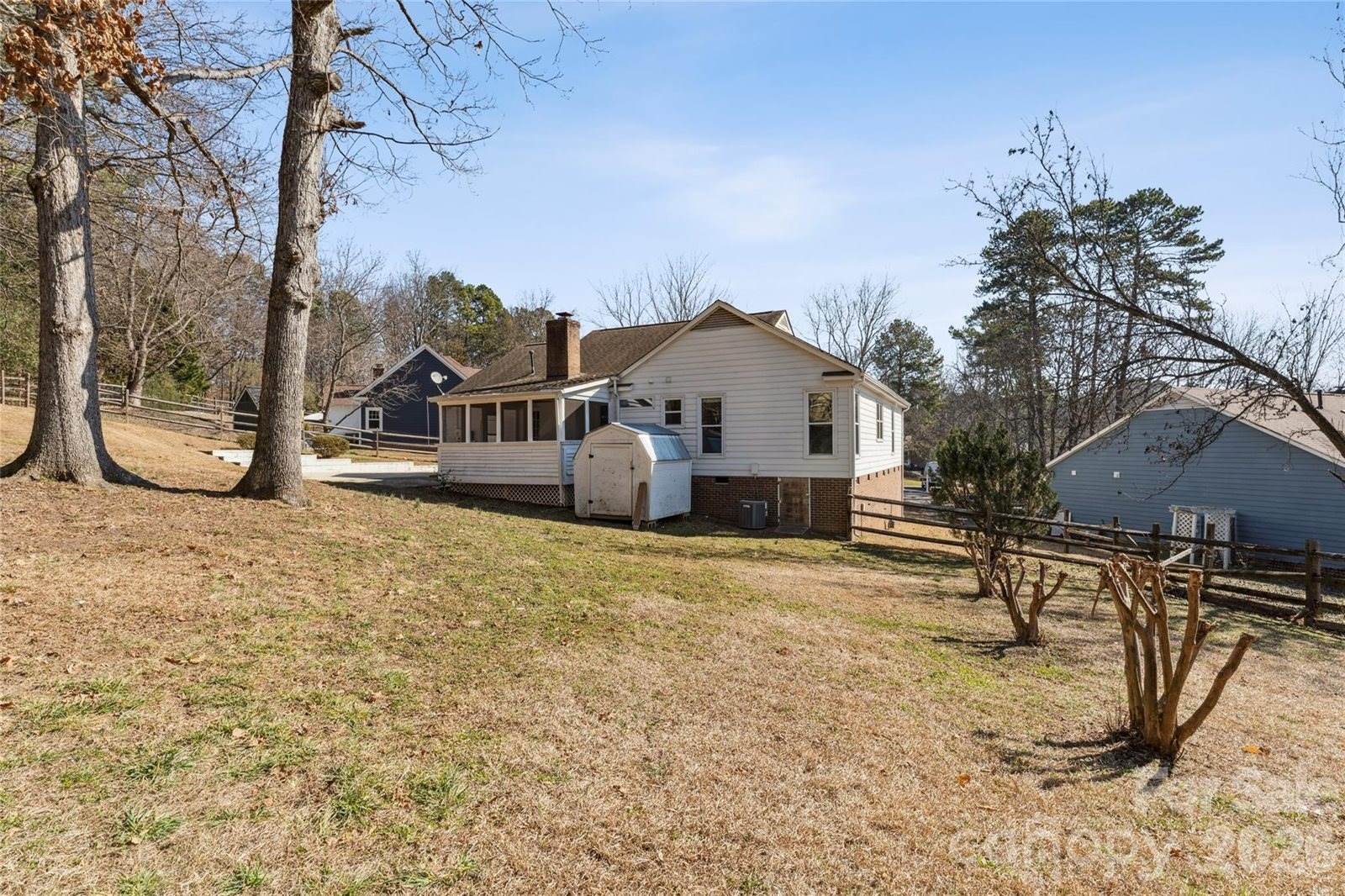 9927 Alden Glen Drive, Charlotte, NC 28269
