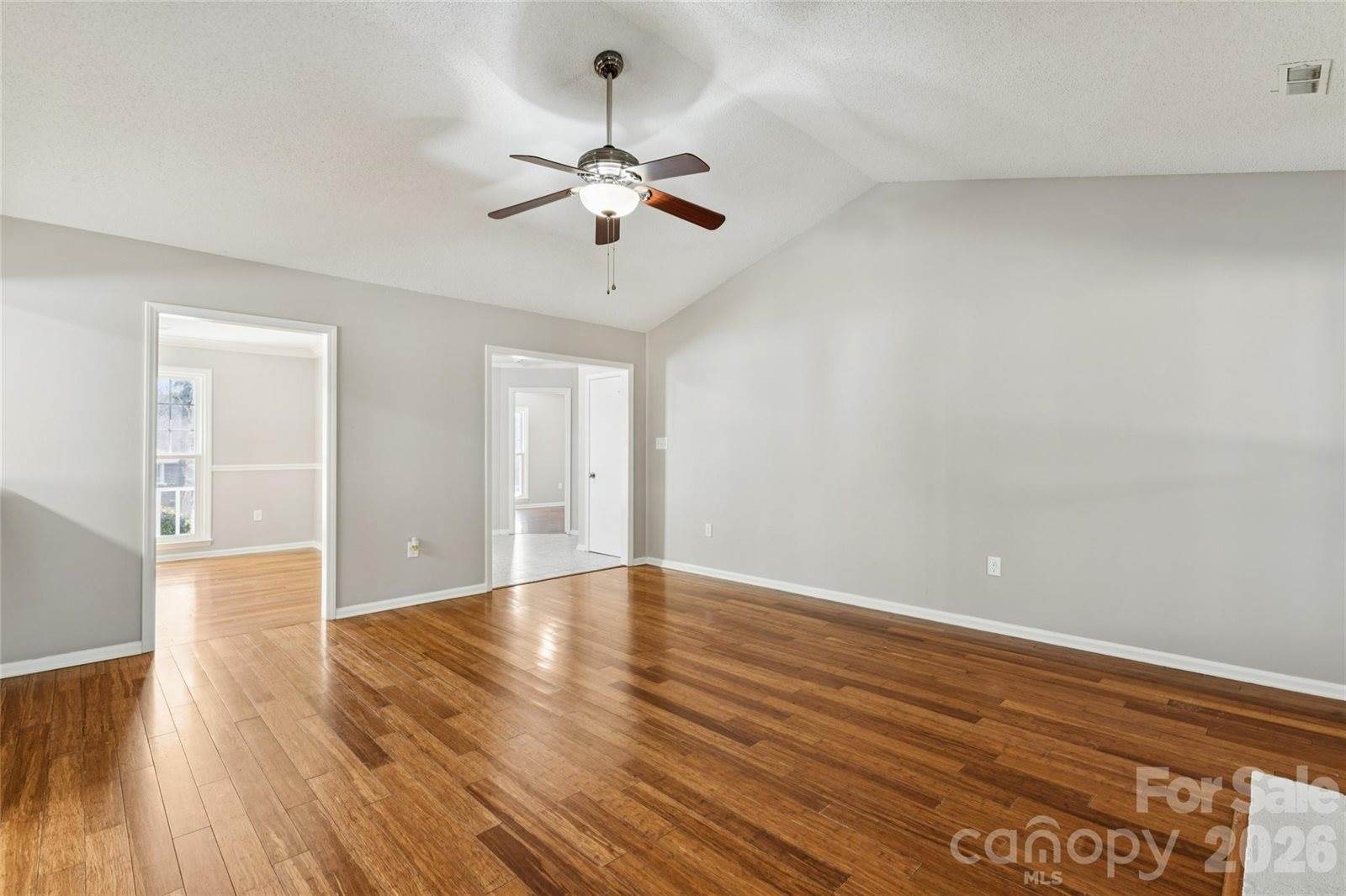 9927 Alden Glen Drive, Charlotte, NC 28269