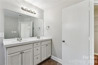 9927 Alden Glen Drive, Charlotte, NC 28269