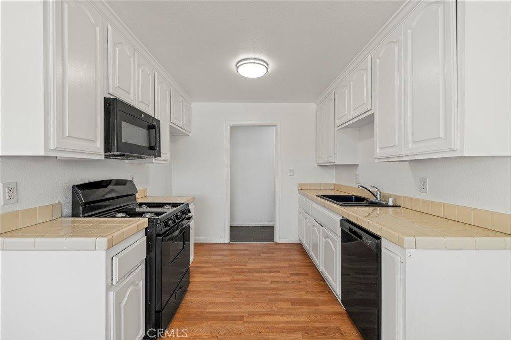 621 West Avenue H12, Lancaster, CA 93534