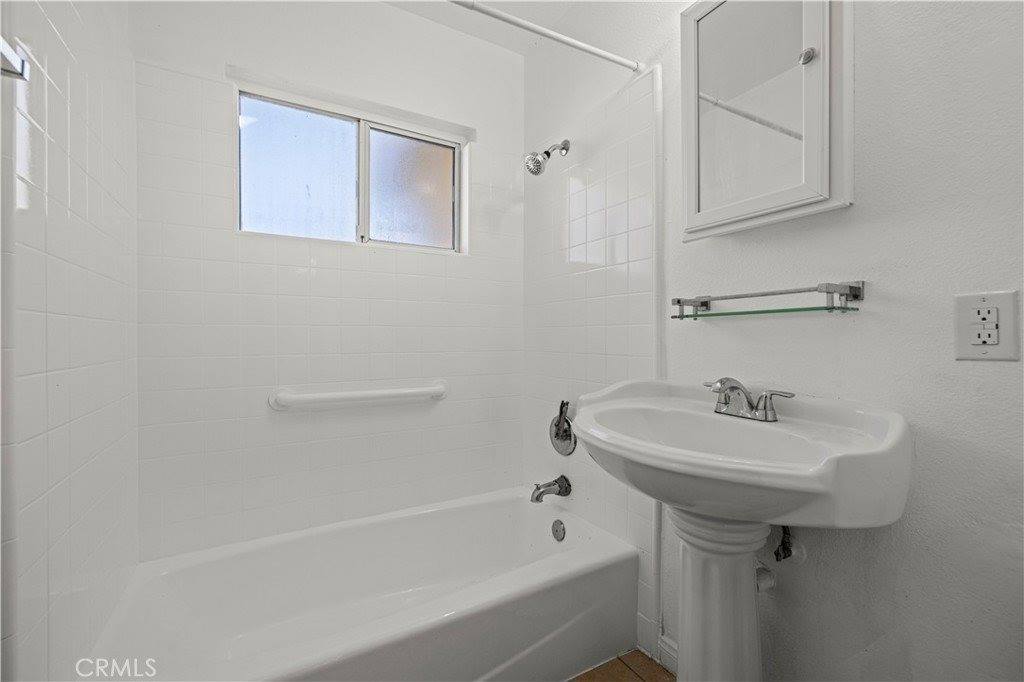 621 West Avenue H12, Lancaster, CA 93534