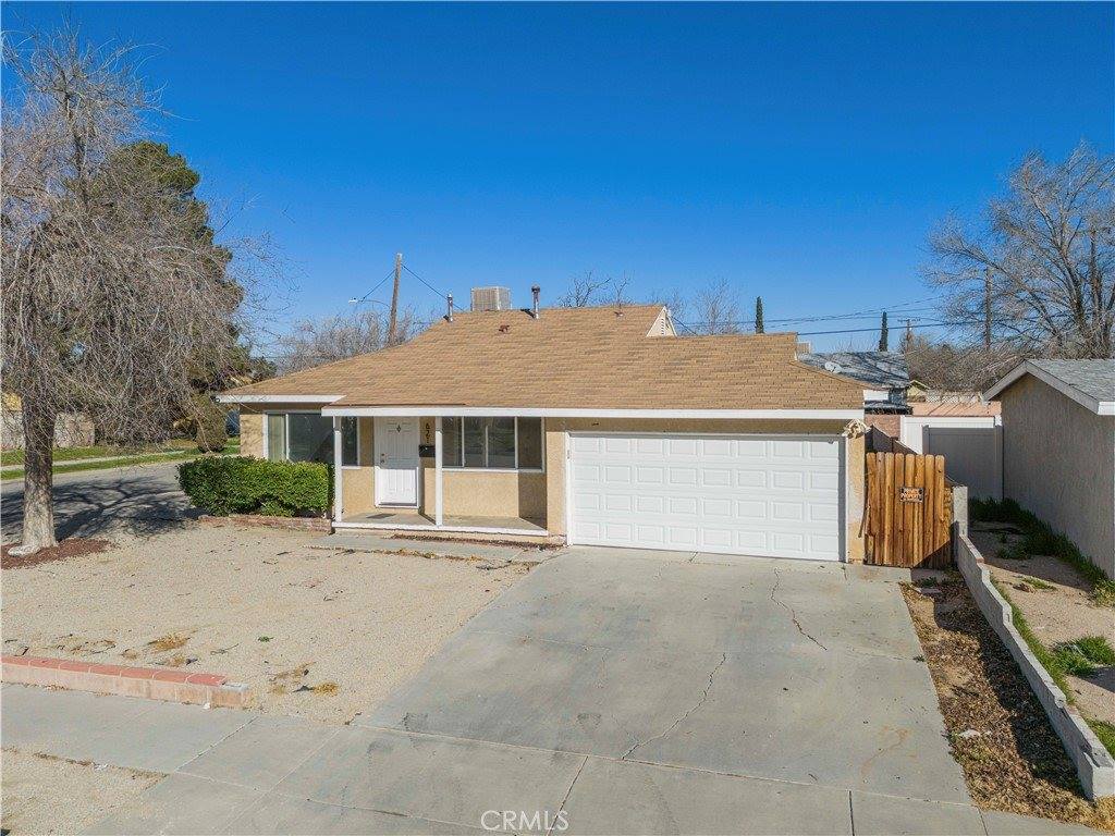 621 West Avenue H12, Lancaster, CA 93534