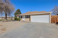 621 West Avenue H12, Lancaster, CA 93534