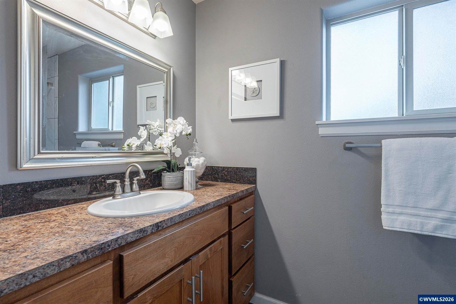 1931 Arroyo Ridge Dr, Albany, OR 97321