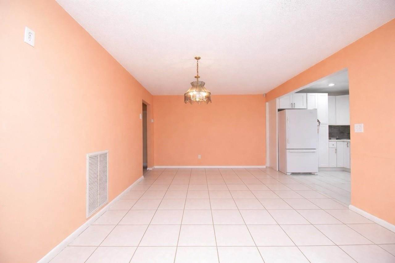 3305 Silver Buttonwood Drive, Greenacres, FL 33463