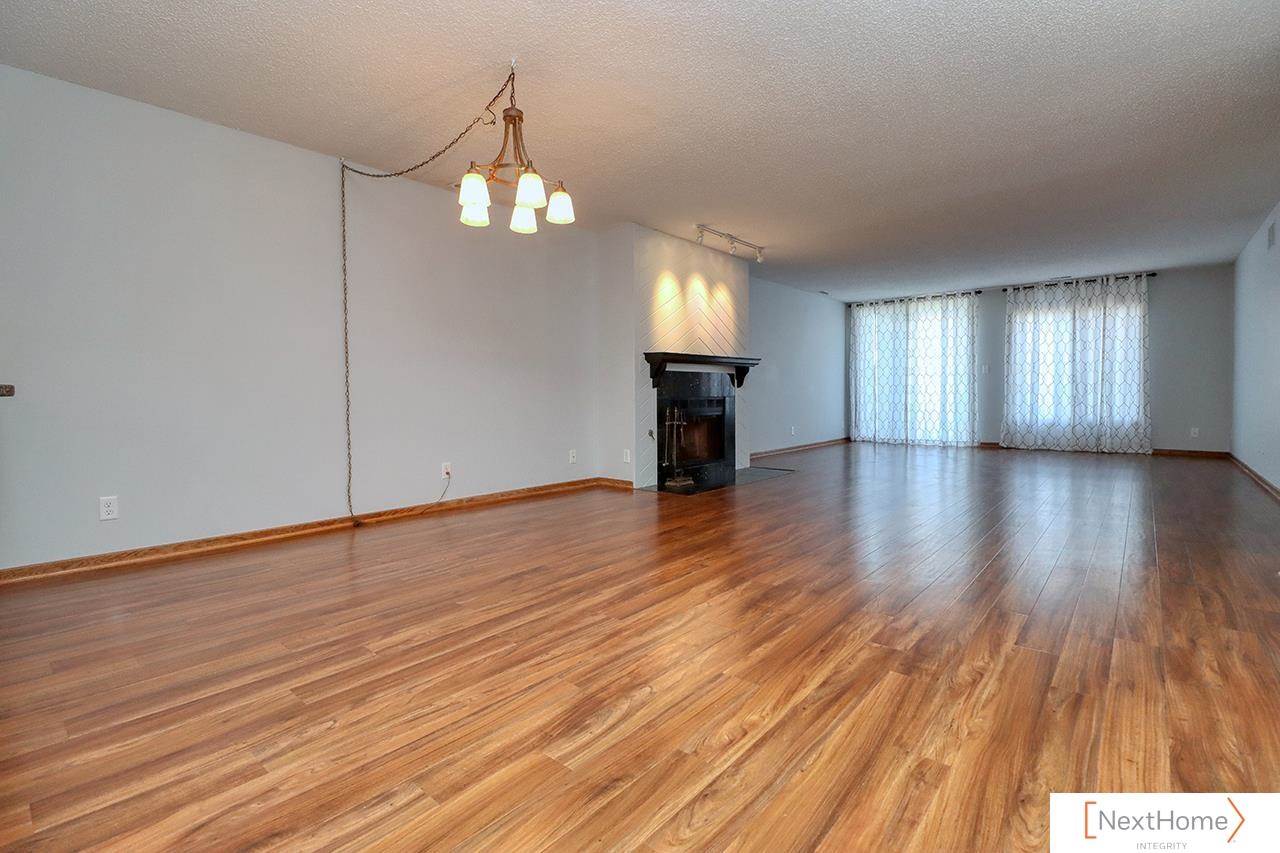 1300 G Street, #103-4W, Lincoln, NE 68508