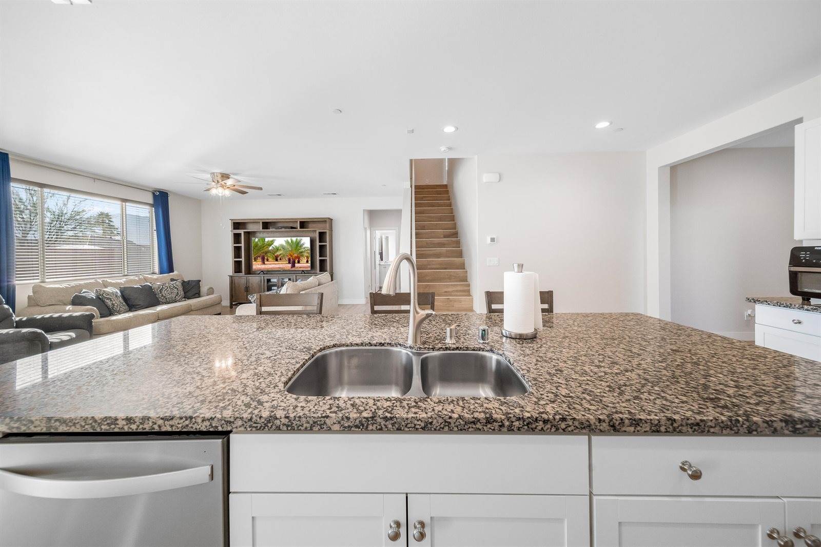 84473 Calle Larriva, Coachella, CA 92236