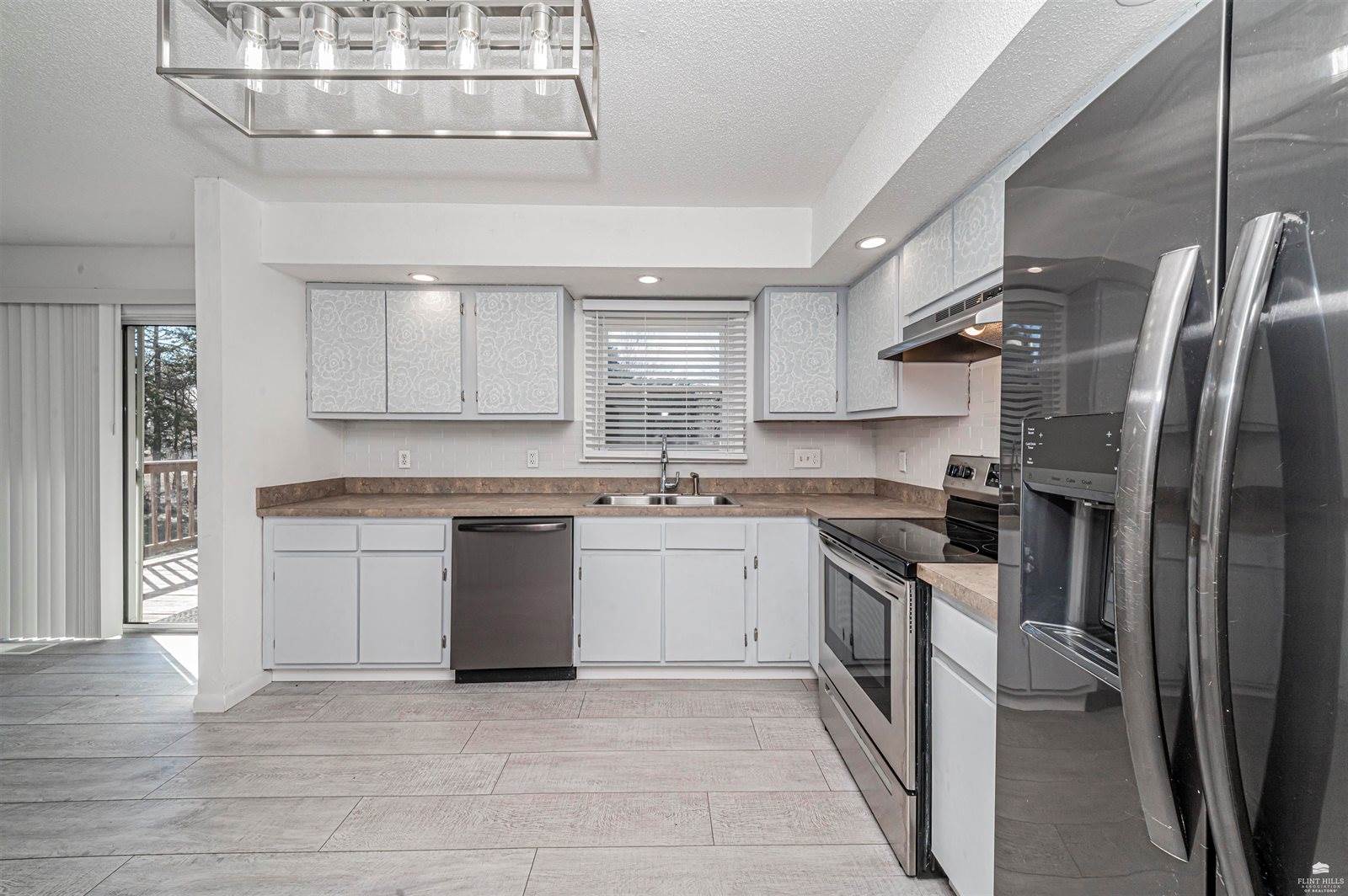 3409 Cedar Lane, Milford, KS 66514