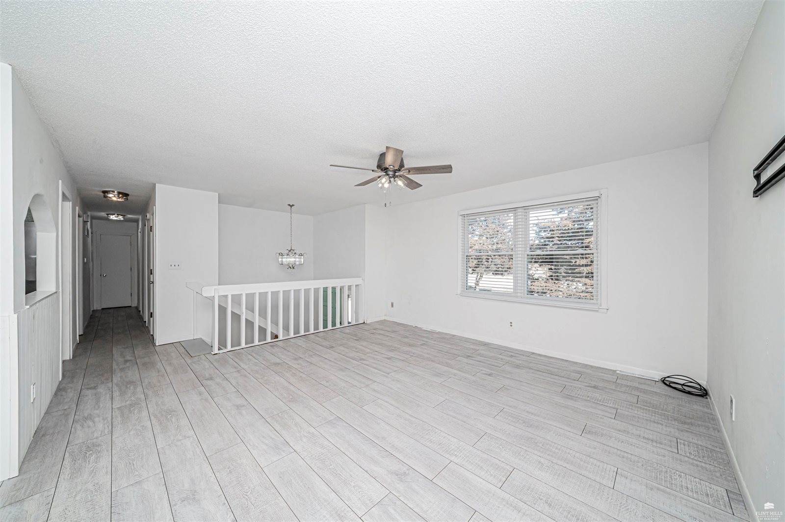 3409 Cedar Lane, Milford, KS 66514