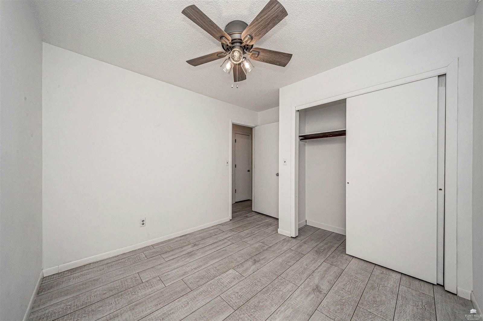 3409 Cedar Lane, Milford, KS 66514