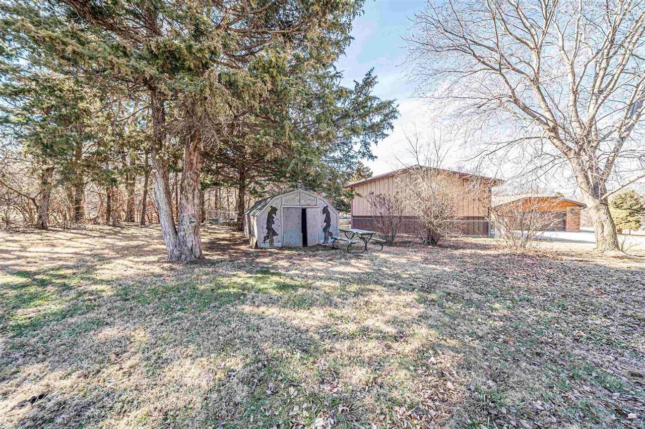 3409 Cedar Lane, Milford, KS 66514