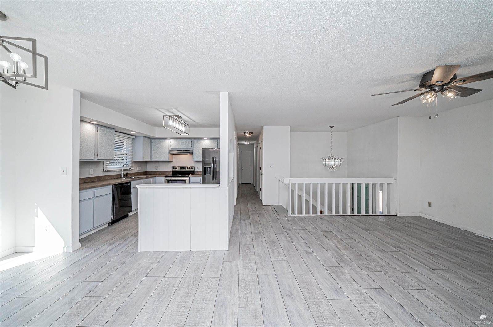 3409 Cedar Lane, Milford, KS 66514