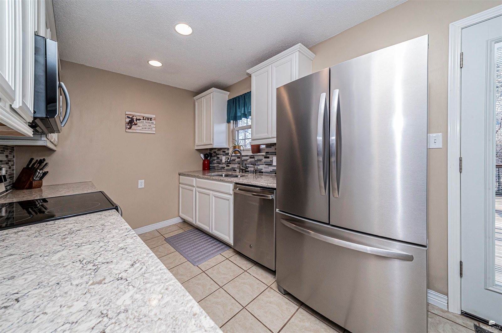 237 Robin Hood Drive, Junction City, KS 66441