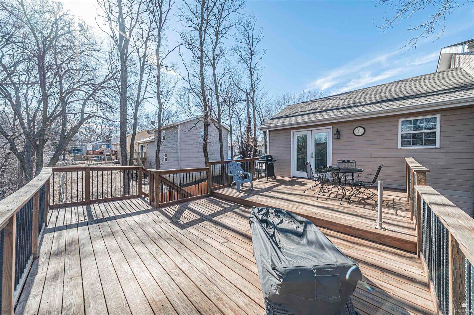 237 Robin Hood Drive, Junction City, KS 66441