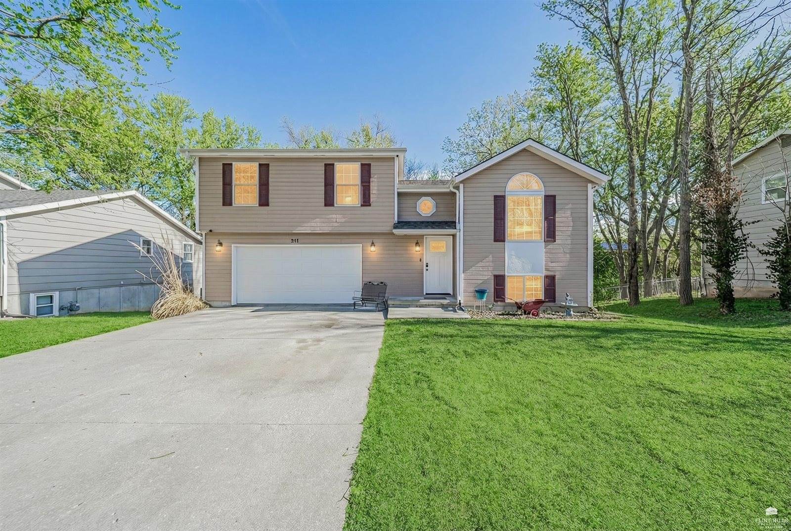 237 Robin Hood Drive, Junction City, KS 66441