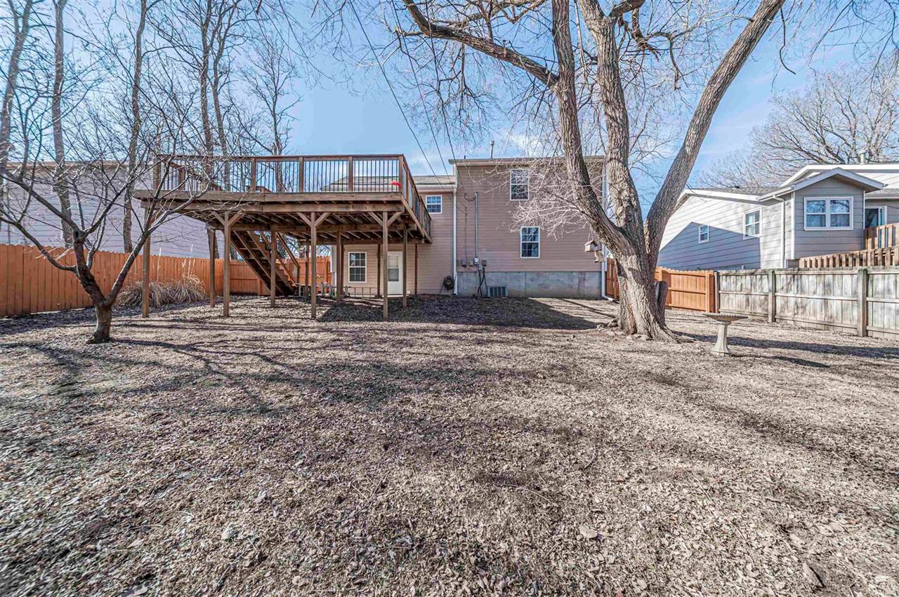 237 Robin Hood Drive, Junction City, KS 66441