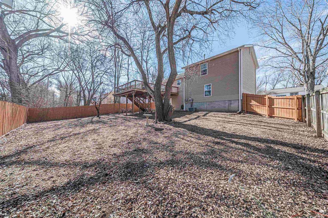 237 Robin Hood Drive, Junction City, KS 66441