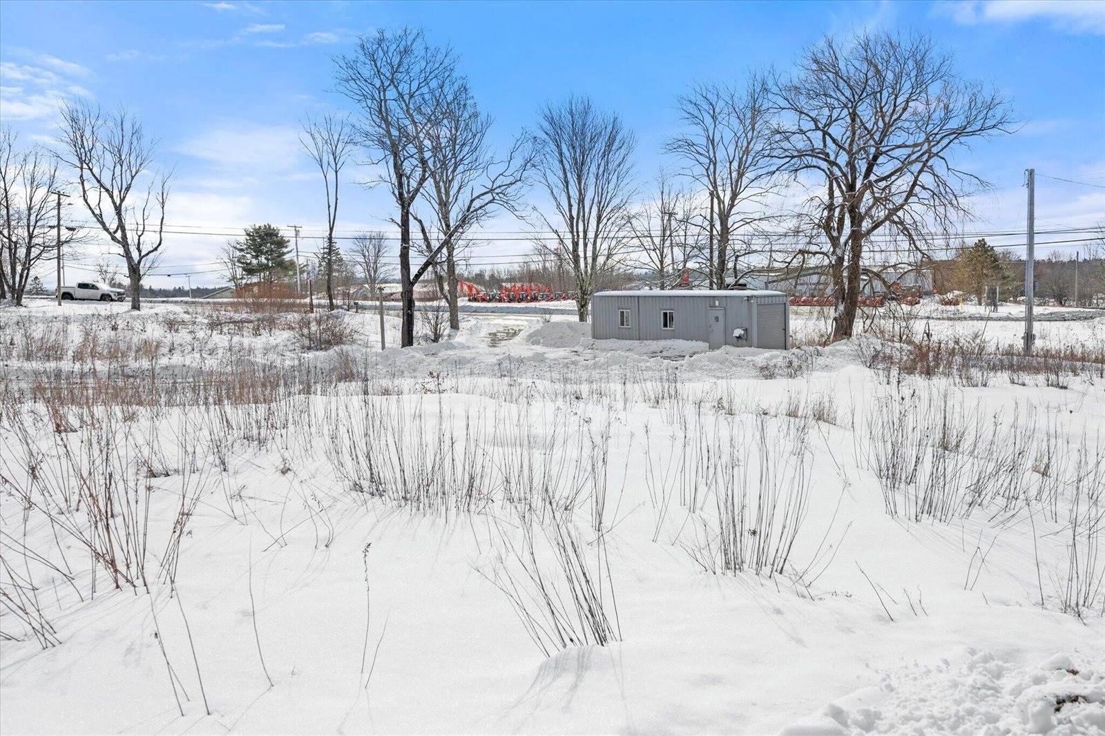 1425 Hammond Street, Bangor, ME 04401