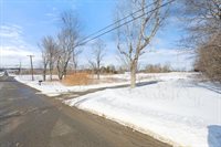 1425 Hammond Street, Bangor, ME 04401