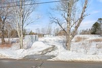 1425 Hammond Street, Bangor, ME 04401