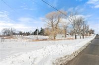 1425 Hammond Street, Bangor, ME 04401