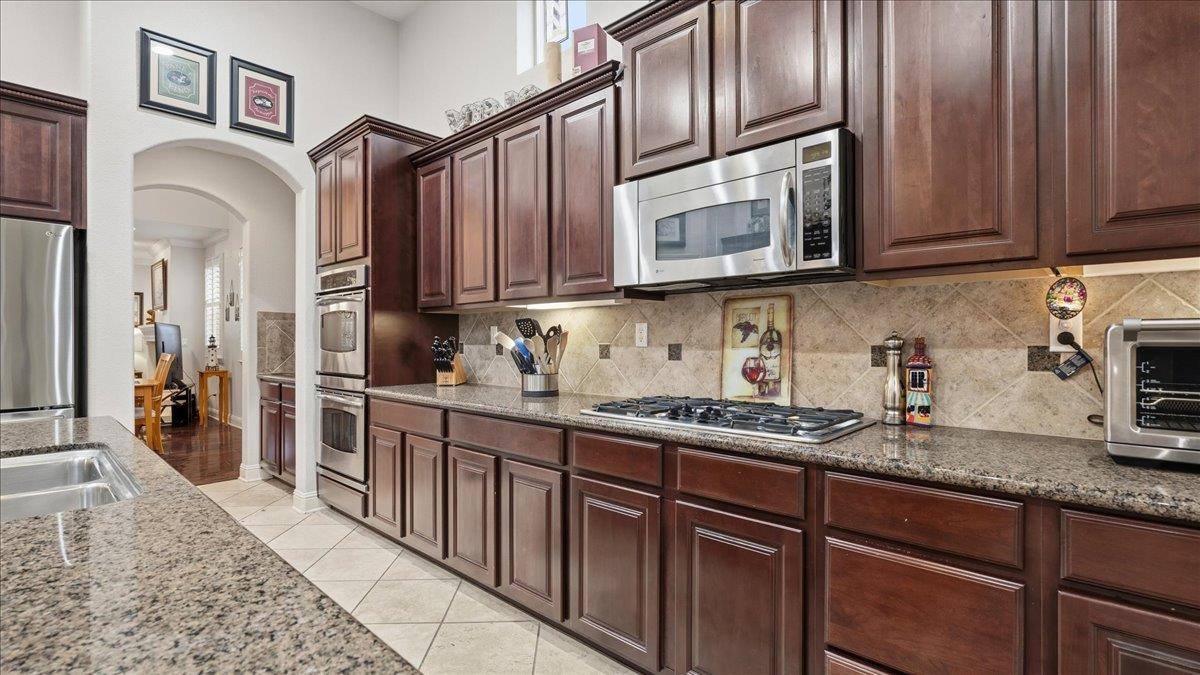 2188 Maloney Drive, Lincoln, CA 95648