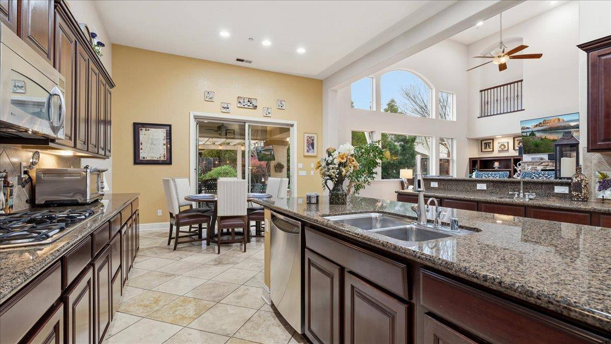 2188 Maloney Drive, Lincoln, CA 95648