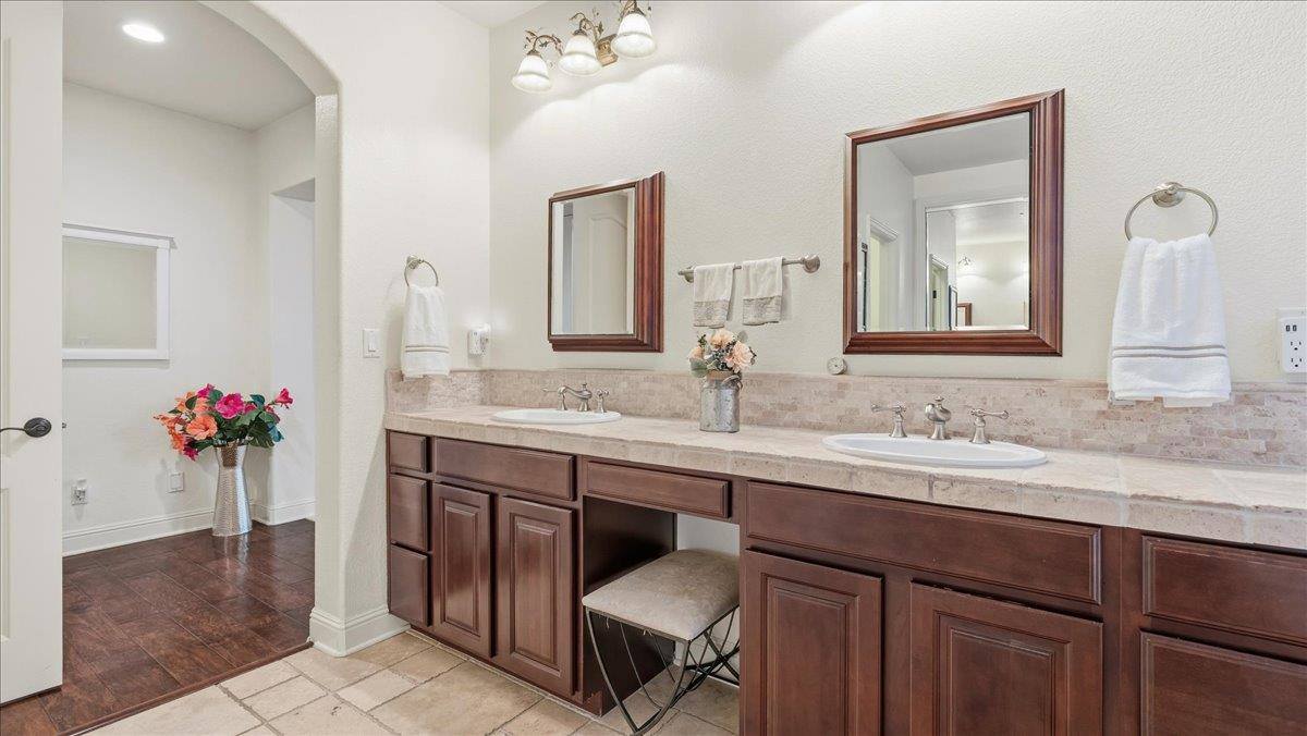 2188 Maloney Drive, Lincoln, CA 95648