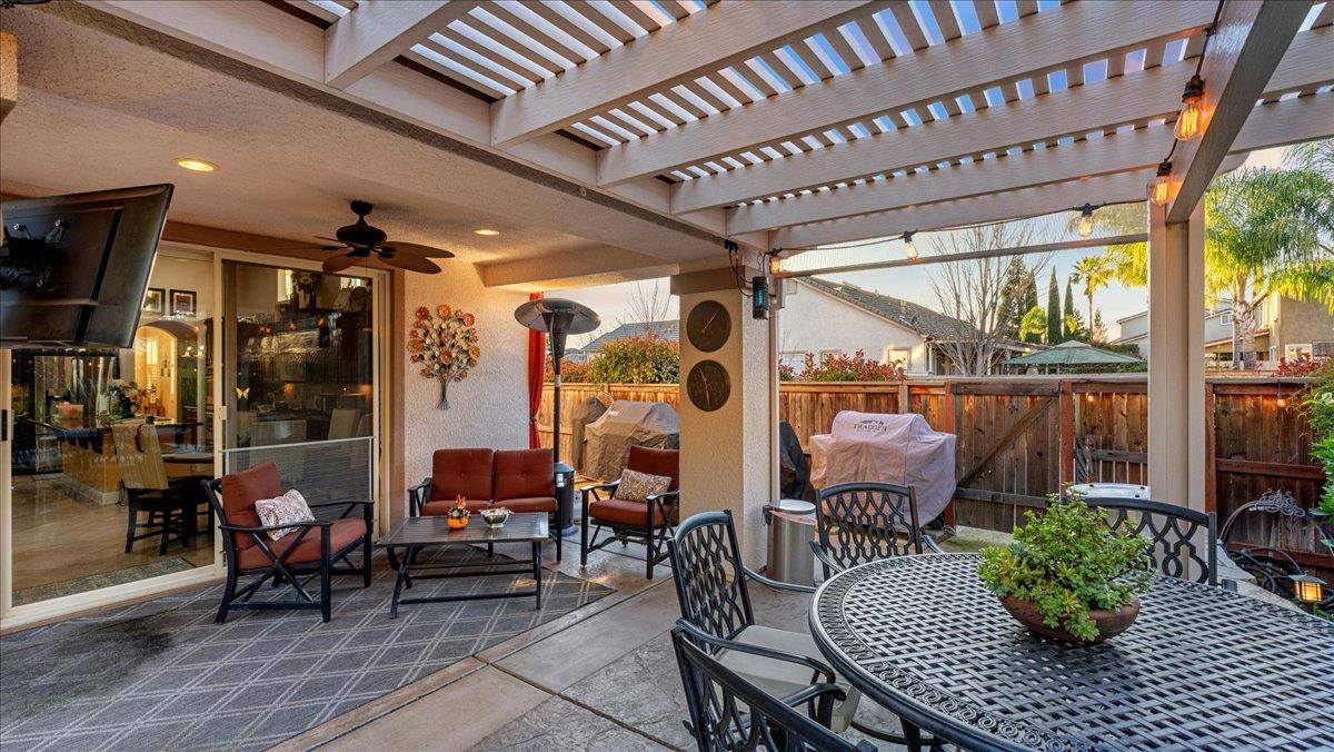 2188 Maloney Drive, Lincoln, CA 95648