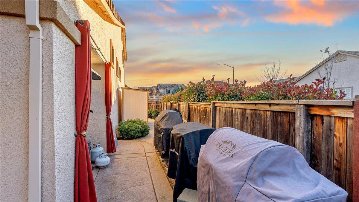 2188 Maloney Drive, Lincoln, CA 95648