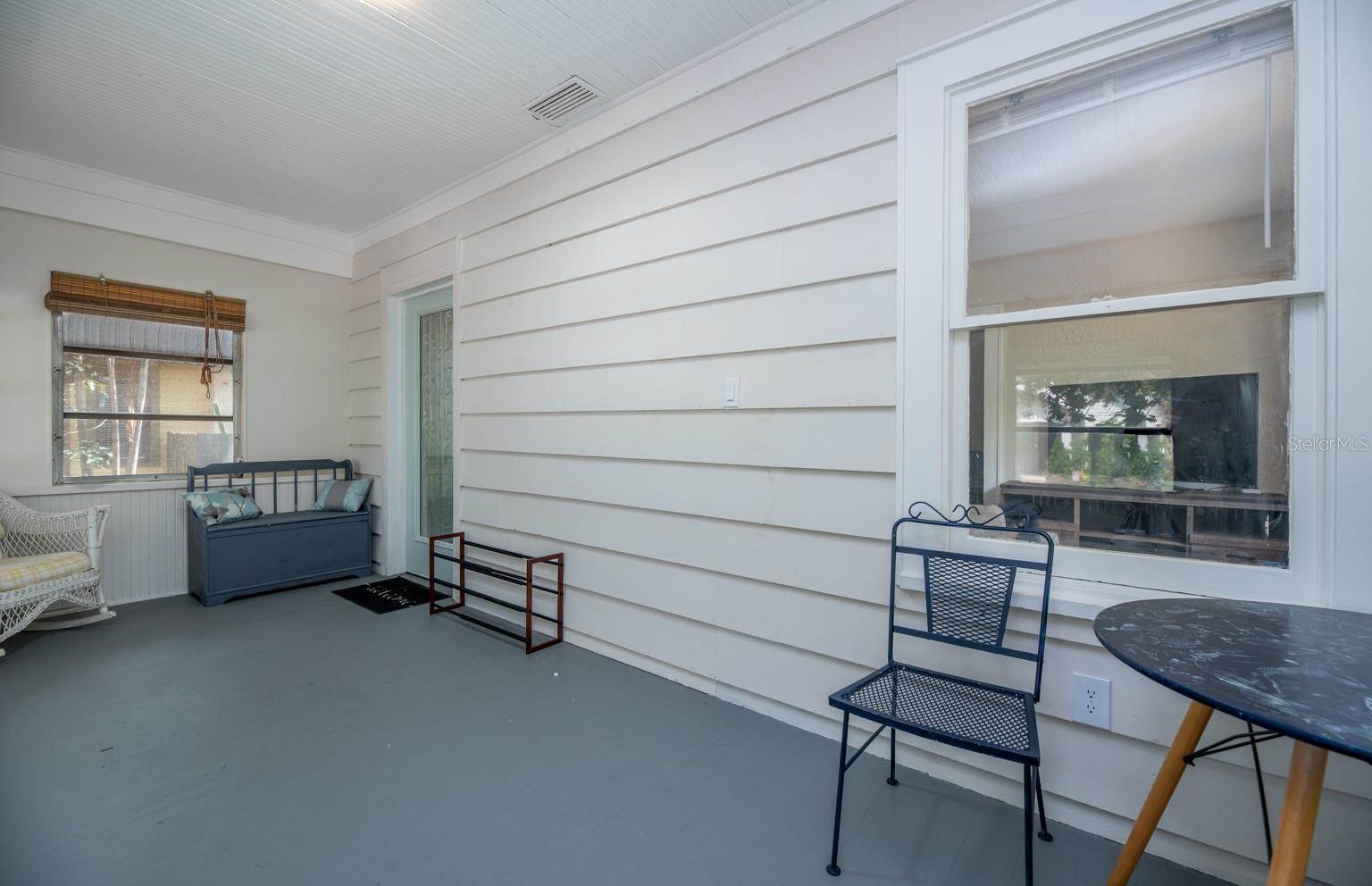 945 13TH Street North, Saint Petersburg, FL 33705