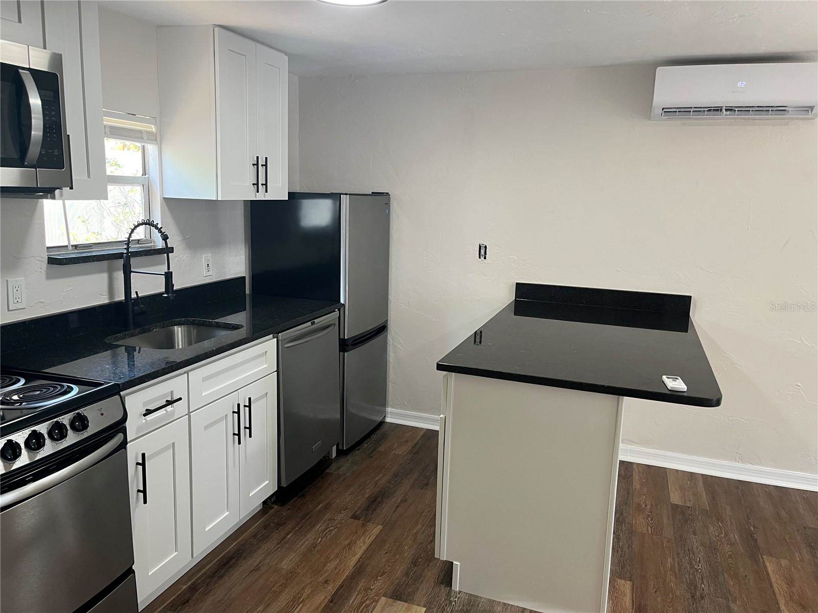 945 13TH Street North, Saint Petersburg, FL 33705