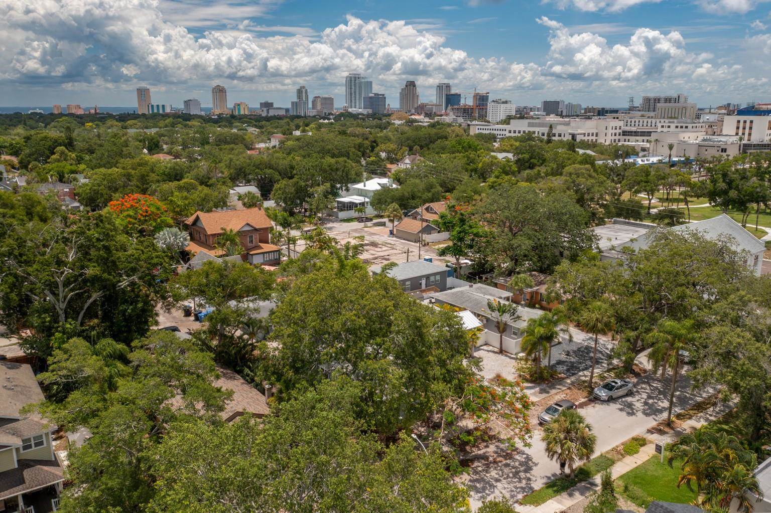 945 13TH Street North, Saint Petersburg, FL 33705