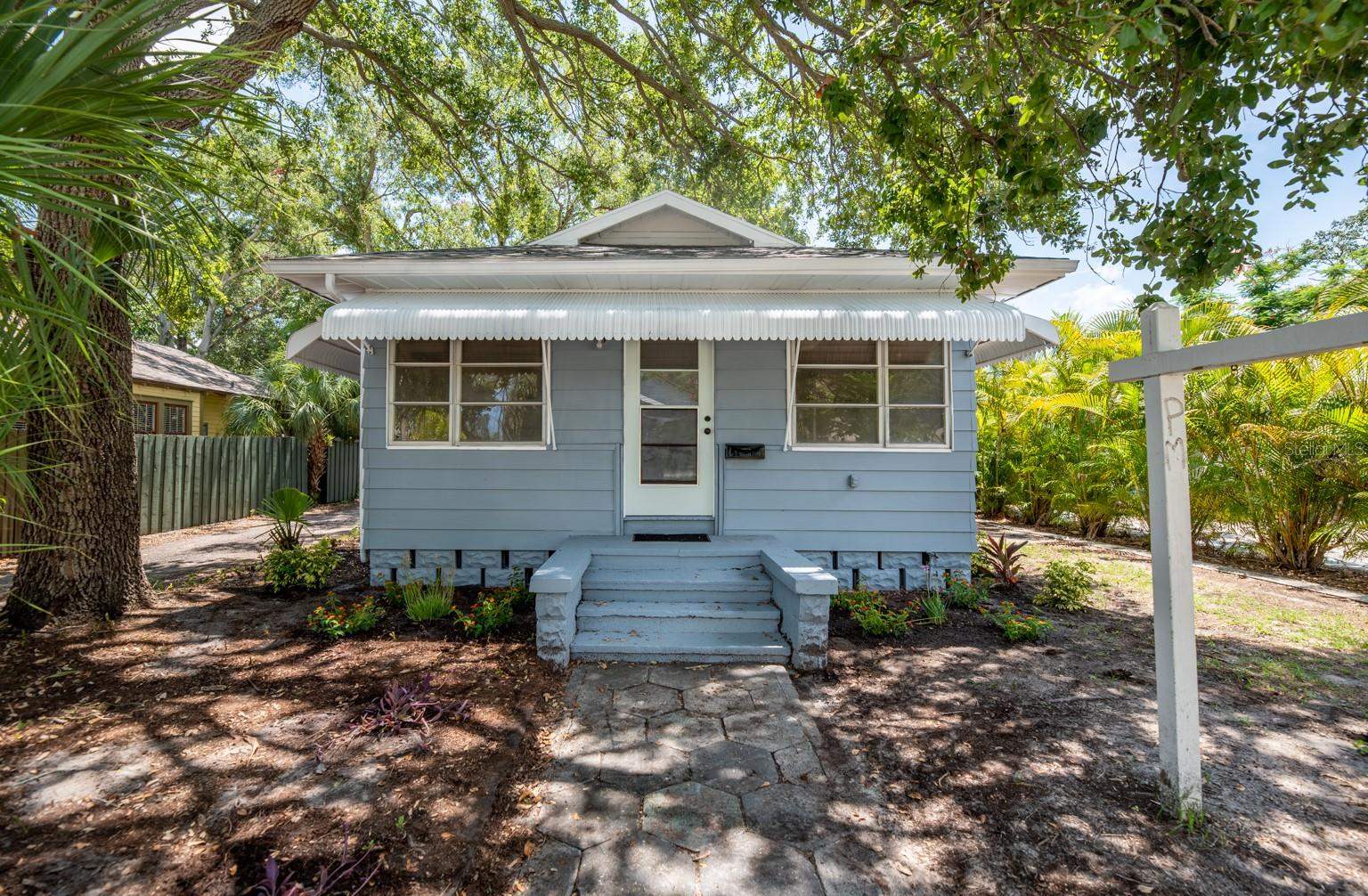 945 13TH Street North, Saint Petersburg, FL 33705
