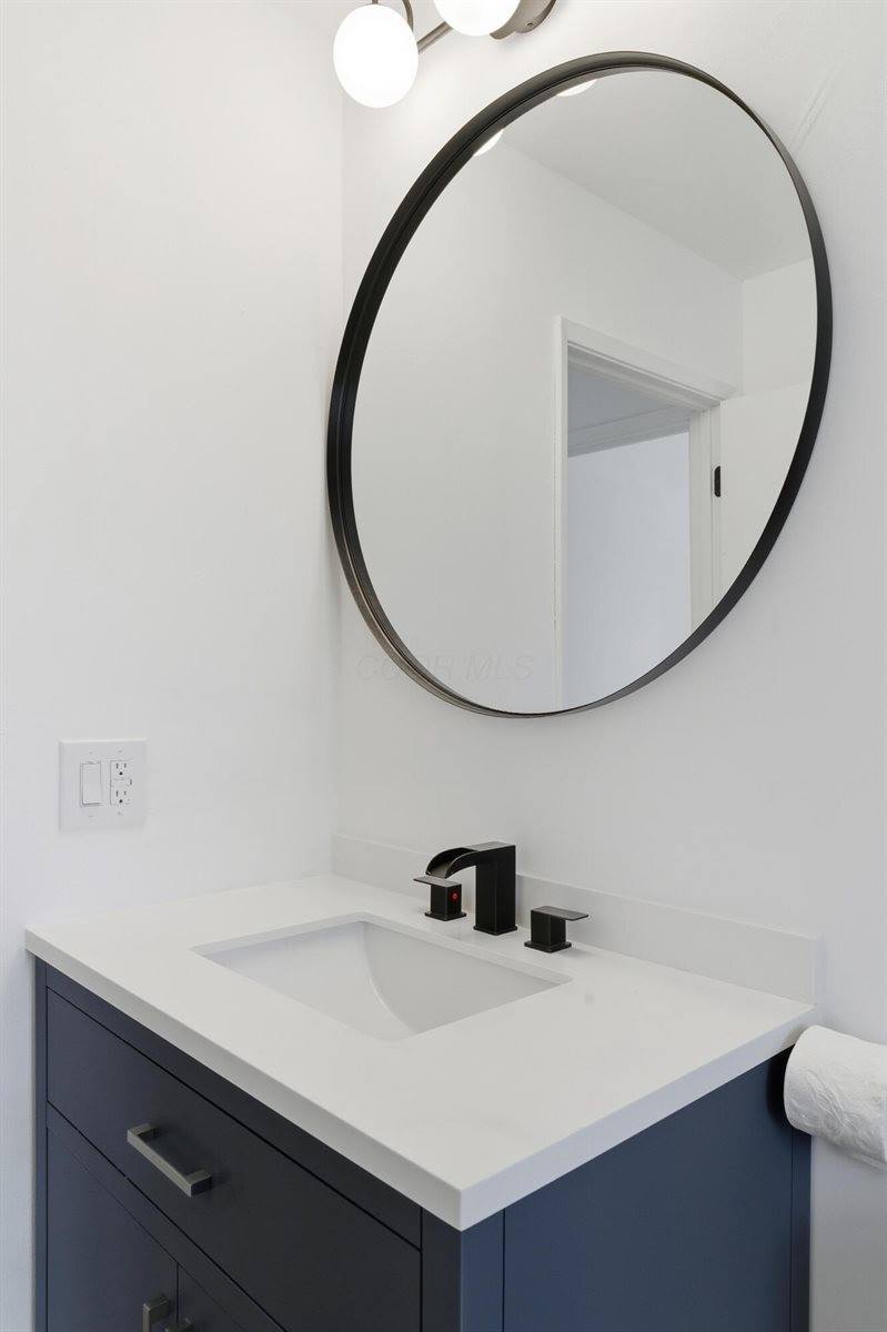 388 Elkwood Place, Columbus, OH 43230