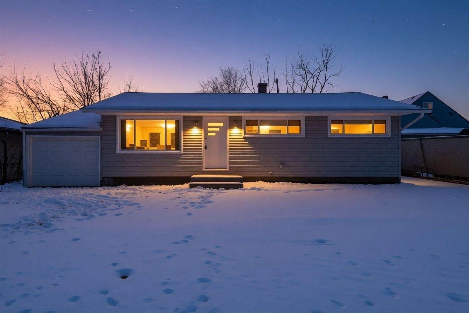 2585 Eakin Road, Columbus, OH 43204