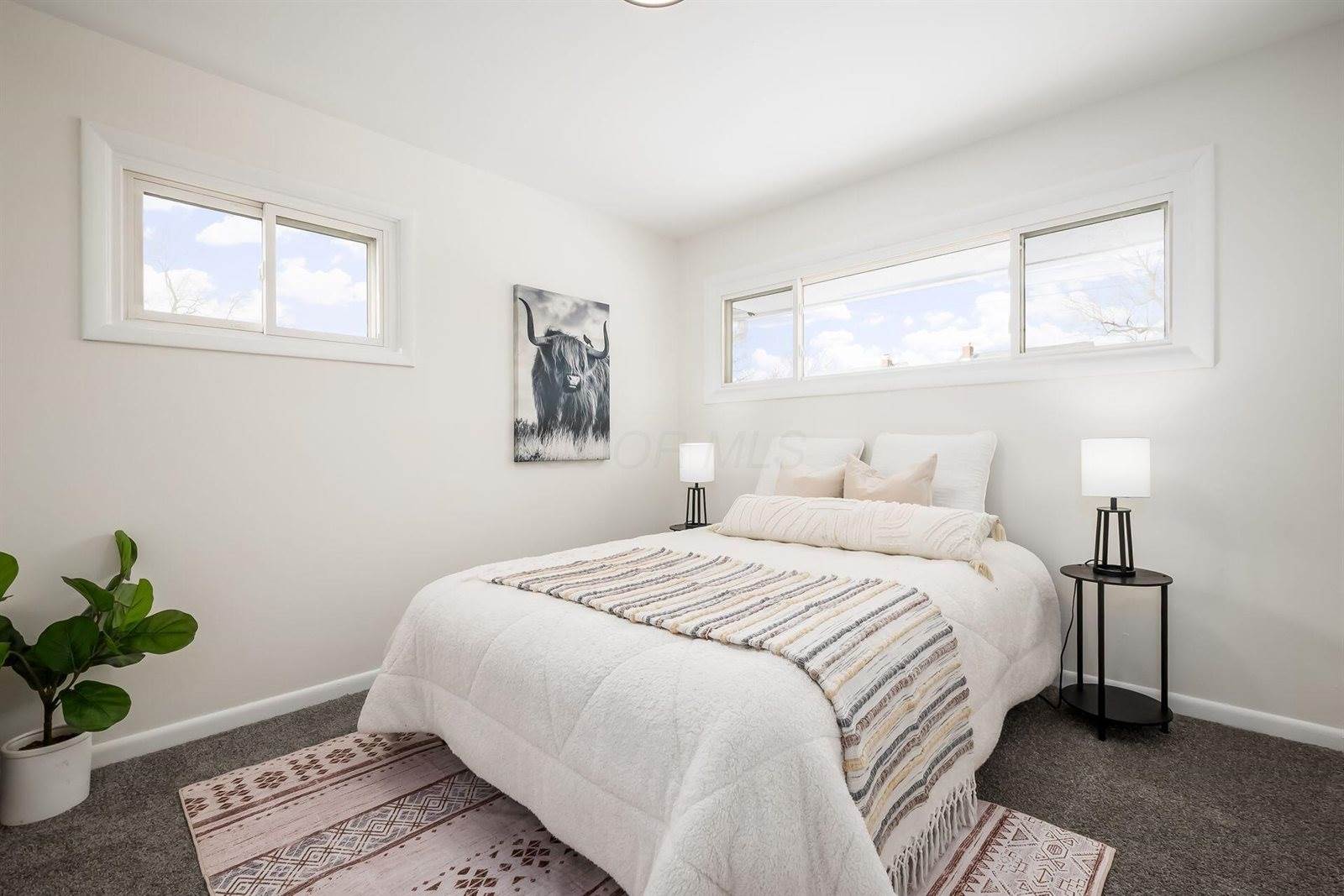 2585 Eakin Road, Columbus, OH 43204