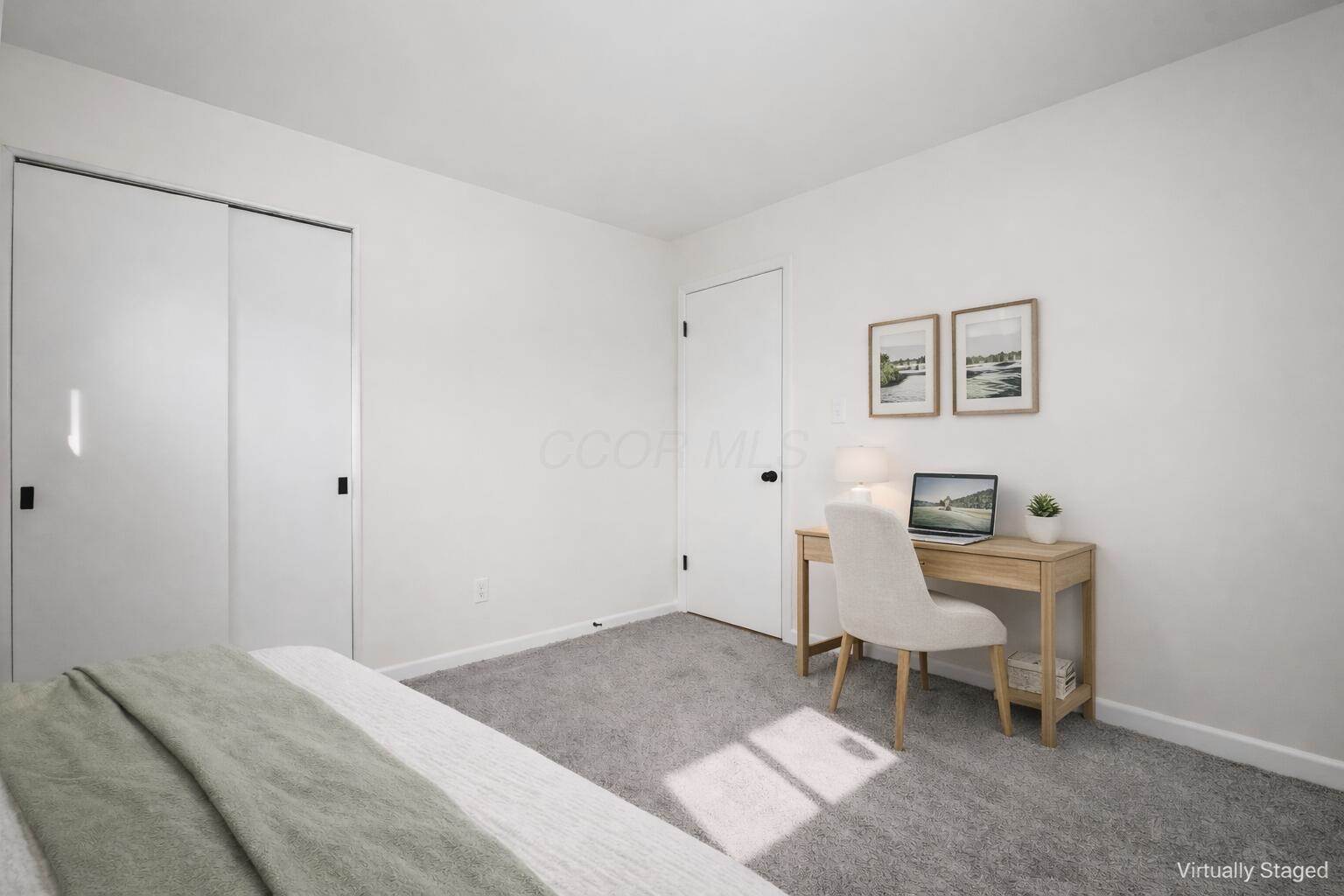 2585 Eakin Road, Columbus, OH 43204