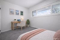 2585 Eakin Road, Columbus, OH 43204