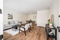 2585 Eakin Road, Columbus, OH 43204